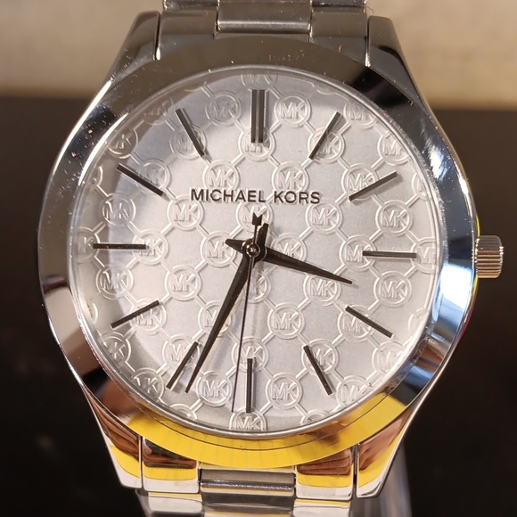 Michael Kors Accessories - AUTHENTIC BRAND NEW WOMEN'S MICHAEL KORS COLLECTION WATCH